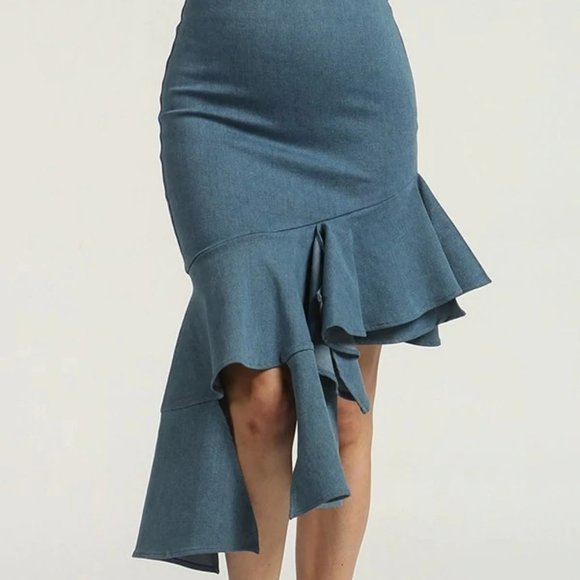 Dresses & Skirts - High Waist Denim Skirt / Size: Medium / New with Tags